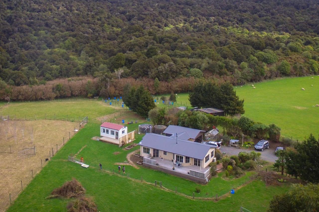 Tram Track Cosy Cabin Reserve Papatowai Exterior photo